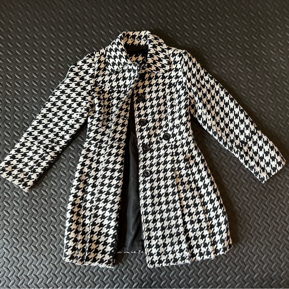 George Black & White Houndstooth Winter Coat - Picture 3 of 10
